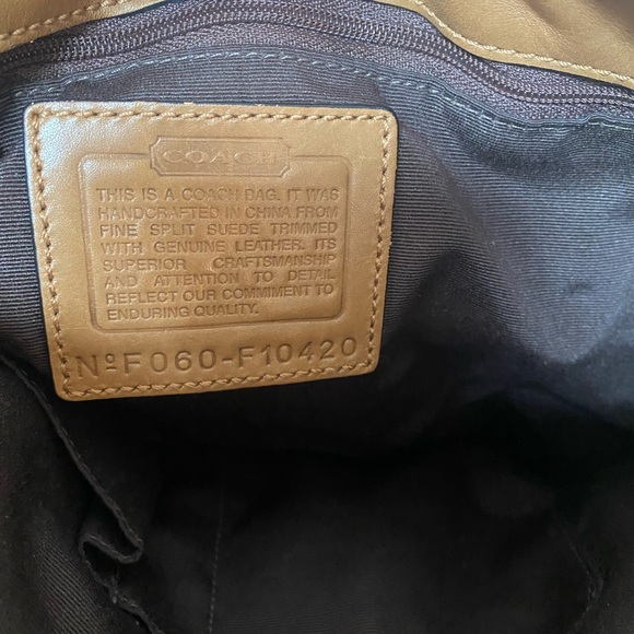 Coach Hamptons Tan and Brown Hobo Bag in Suede and Leather - Picture 10 of 12